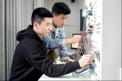 江西工程学院人工智能取数据科学学院：产学研